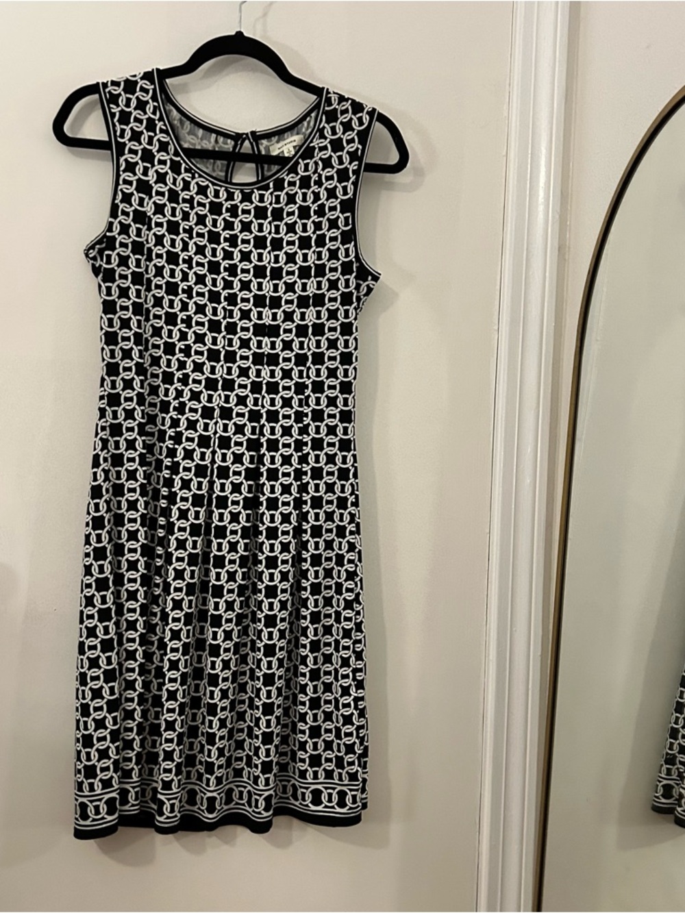 Max Studio Women’s Sleeveless Fit and Flare Dress Black White Lattice Stretch S
